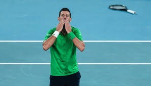 奥尔莫vs阿拉维斯全场数据：梅开二度+5次关键传球，获评9.5分